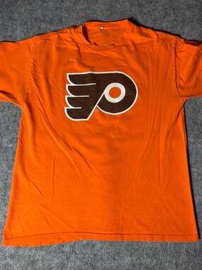 Vintage Philadelphia Flyers Mike Richards #18 Orange Player Graphic T-Shirt